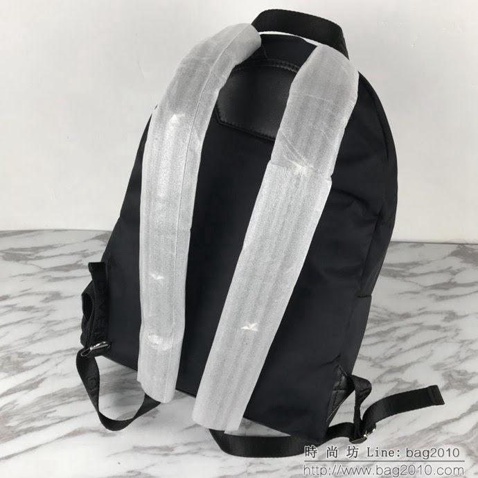 GlVENCHY紀梵希 2018年新款 爆款 帆布背包 織帶＋兩顆小金屬五角星 休閒雙肩包  tsg1182